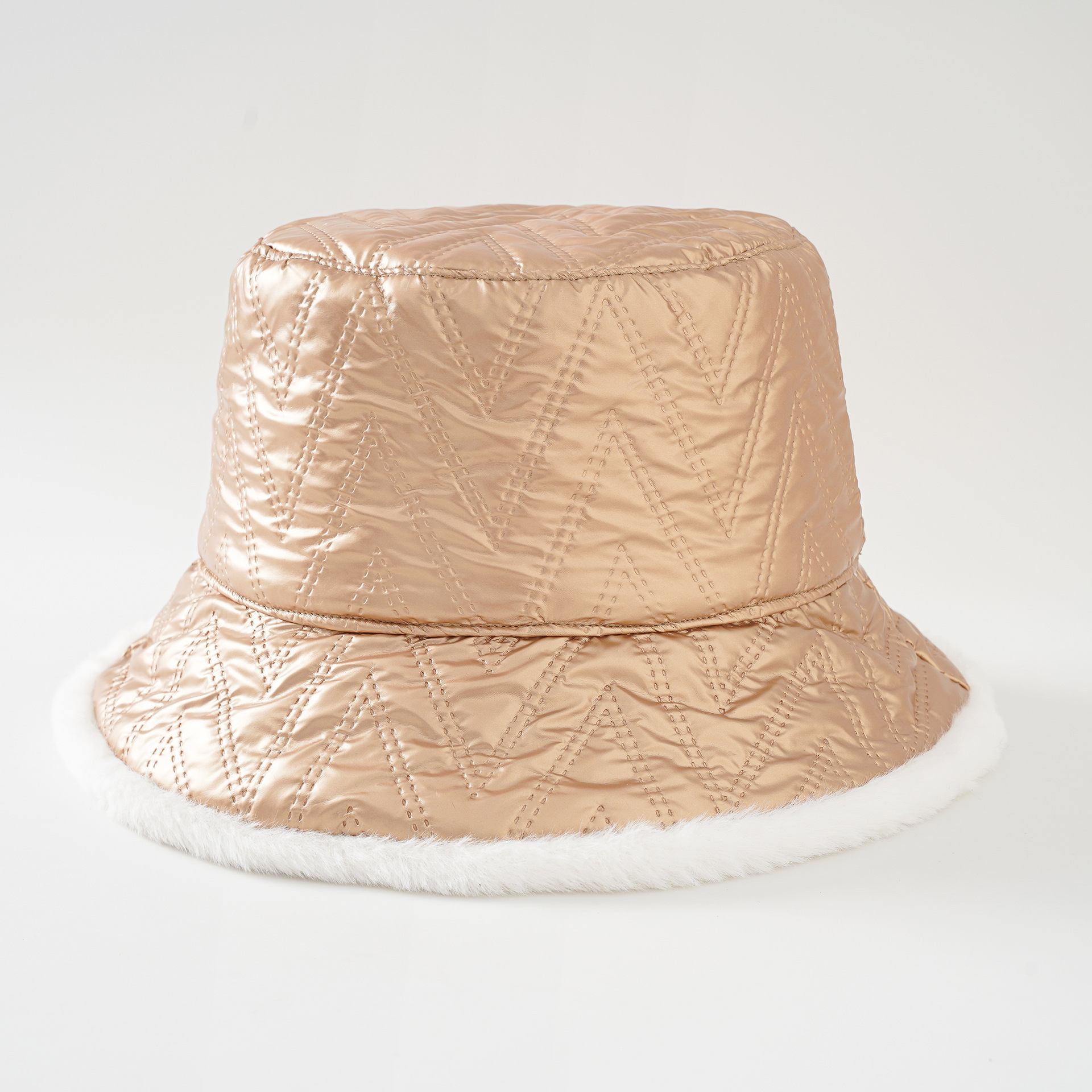 2022 otoño e invierno nuevo sombrero de lavabo caliente de las mujeres red metal rojo cuero de doble cara felpa sombrero de pescador estilo coreano