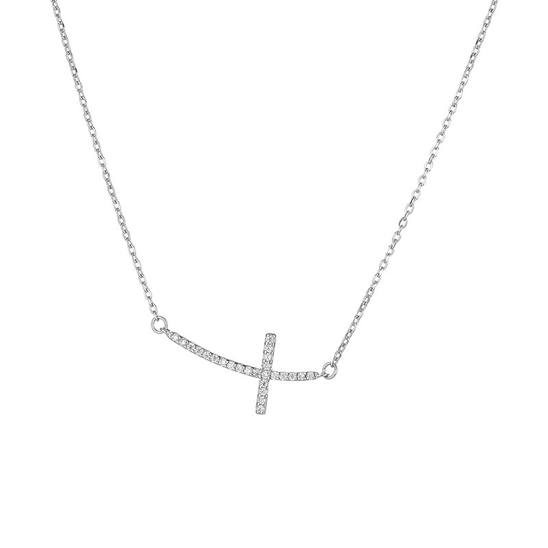 Silverhalsband med kors för kvinnor med gnistrande stenar_voghion.com