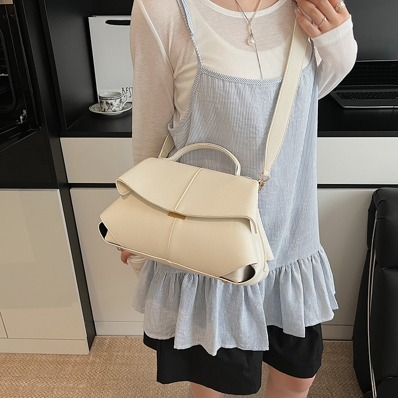 Bolso de moda europeo y americano 2025 verano nuevo bolso femenino textura transfronteriza bolso bandolera retro de gran capacidad