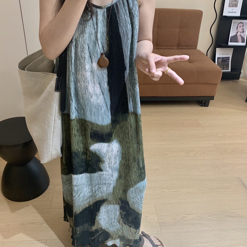 Retro Oil Painting Color-Blocking Slimming Suspender Dress, Mid-Length Sleeveless Dress, Women's New Summer Dress Retro Oil Painting Color-Blocking Slimming Suspender Dress, Mid-Length Sleeveless Dress, Women's New Summer Dress
