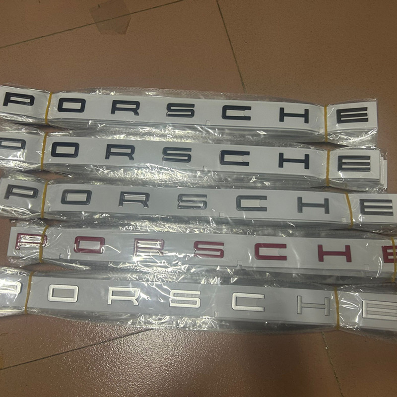 ポルシェパナメーラロゴカイエンカイエンマカン車のロゴステッカーポルシェテールロゴステッカーに適しています。|undefined