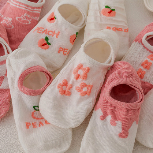 Korean version of Japanese student cotton socks pink cartoon shallow mouth invisible socks on behalf of summer white socks ladies boat socks