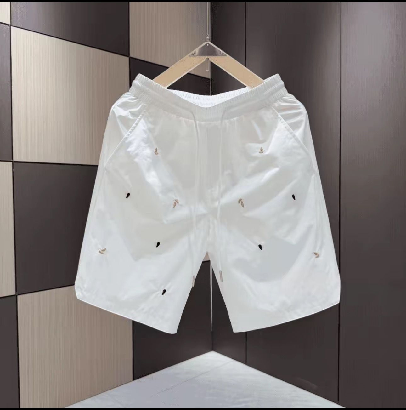 Men's Clothing Luxury Men's Lightweight Shorts Summer Embroidered Fresh Clean Elegant Versatile Candy Colored Bottoms_viptrois.com