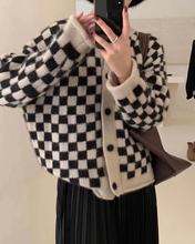韓國東大門2021秋冬季新款時尚復古日系黑白格紋毛衣開衫外套女裝