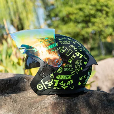 Safety Helmet, Warm Motorcycle and — Motosiklet kaskı (dəbilqə)