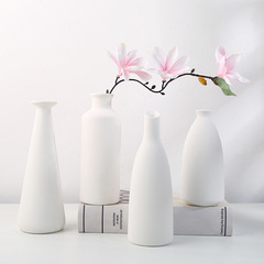 Amazon European-style minimalist white ceramic small flower vase with glaze waterproof desktop ceramic perfume bottle ornament