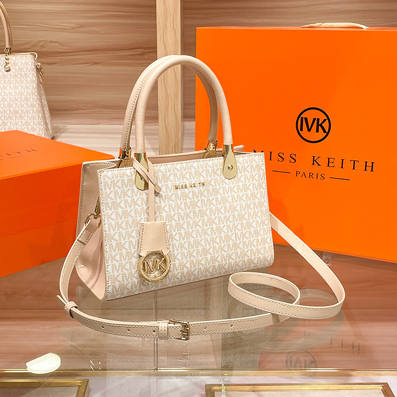 Light Luxury Brand Women's Bag New Women's Bag Simple and Elegant High-End Mother's Elegant Handbag Tote Bag Commuter Bag Light Luxury Brand Women's Bag New Women's Bag Simple and Elegant High-End Mother's Elegant Handbag Tote Bag Commuter Bag