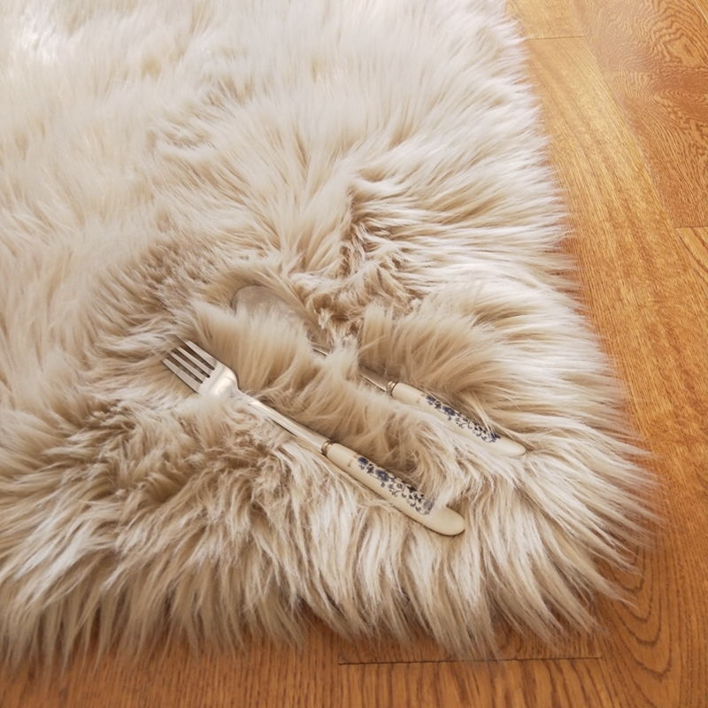Faux Sheepskin Rug-15.jpg
