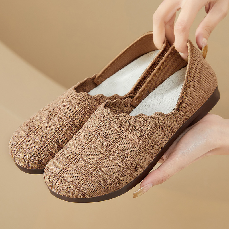 Zapatos de mujer versátiles nuevos zapatos de verano transpirables de un solo pie de tela hueca zapatos de malla de moda casual