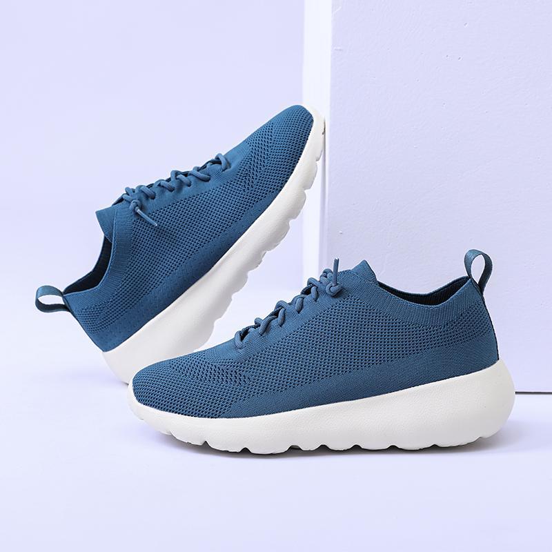 Cross-Border New Women's Shoes, Slip-On Sneakers, Casual Non-Slip Lightweight Fly-Knit Thick-Soled Socks, Shoe Covers, Couple Shoes for Men