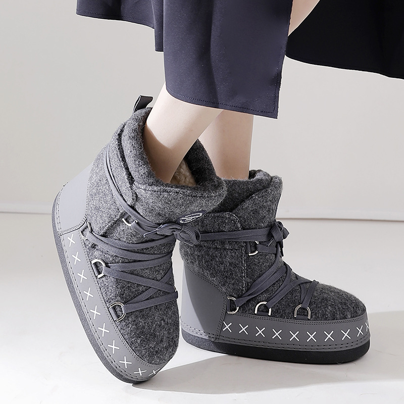 Versión pública transfronteriza Taobao gris botas de lana forro engrosada felpa caliente y cómoda entrega de una sola pieza al por mayor orden de comercio exterior