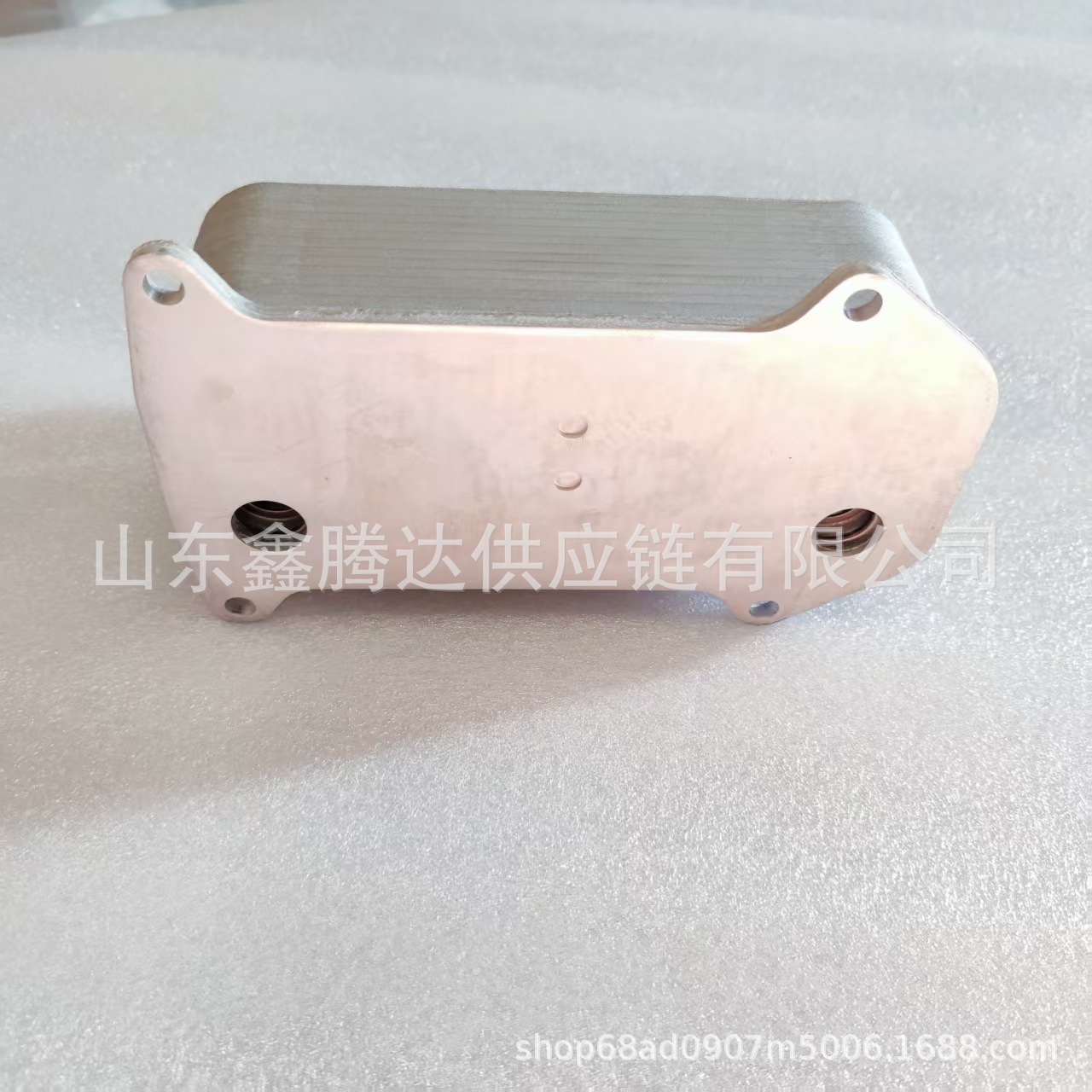 1726101Dt000 Car Engine Oil Cooler for Jac S5