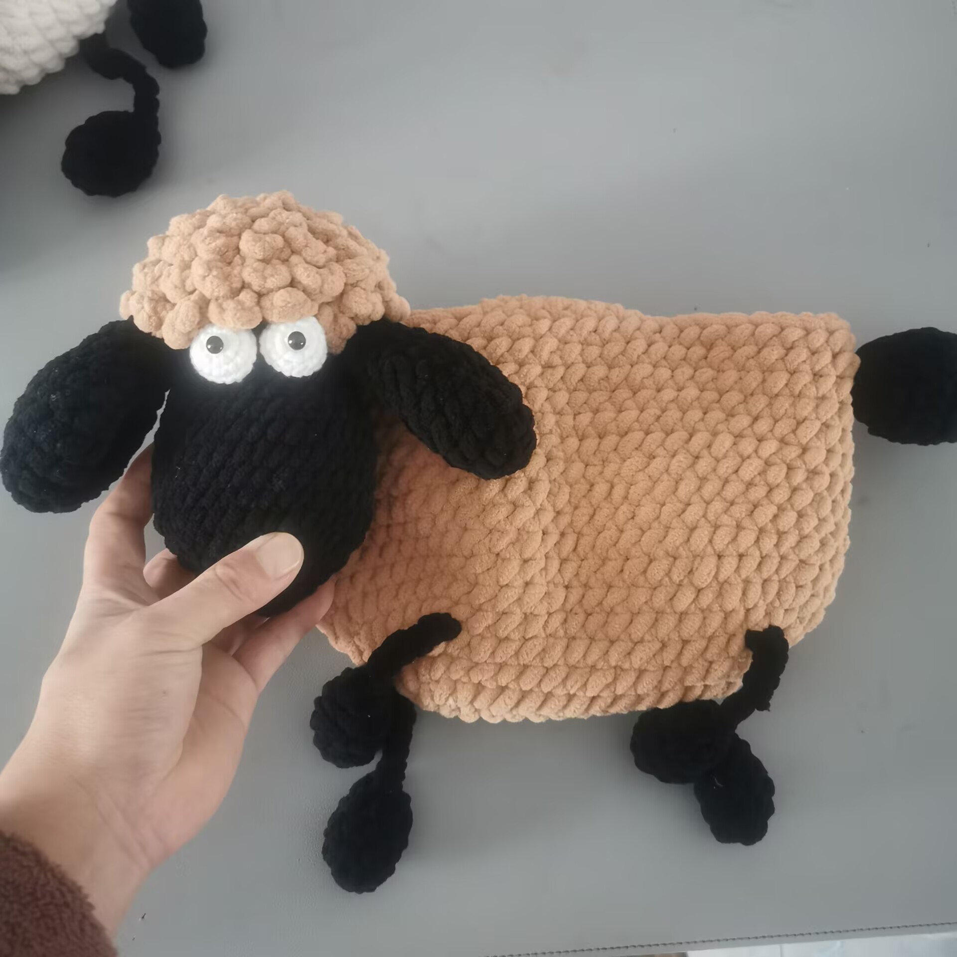 Estilo elegante Sheffield línea gancho tejido gran bolso de fresa bolso de teléfono móvil regalo de vacaciones de la familia hecha a mano