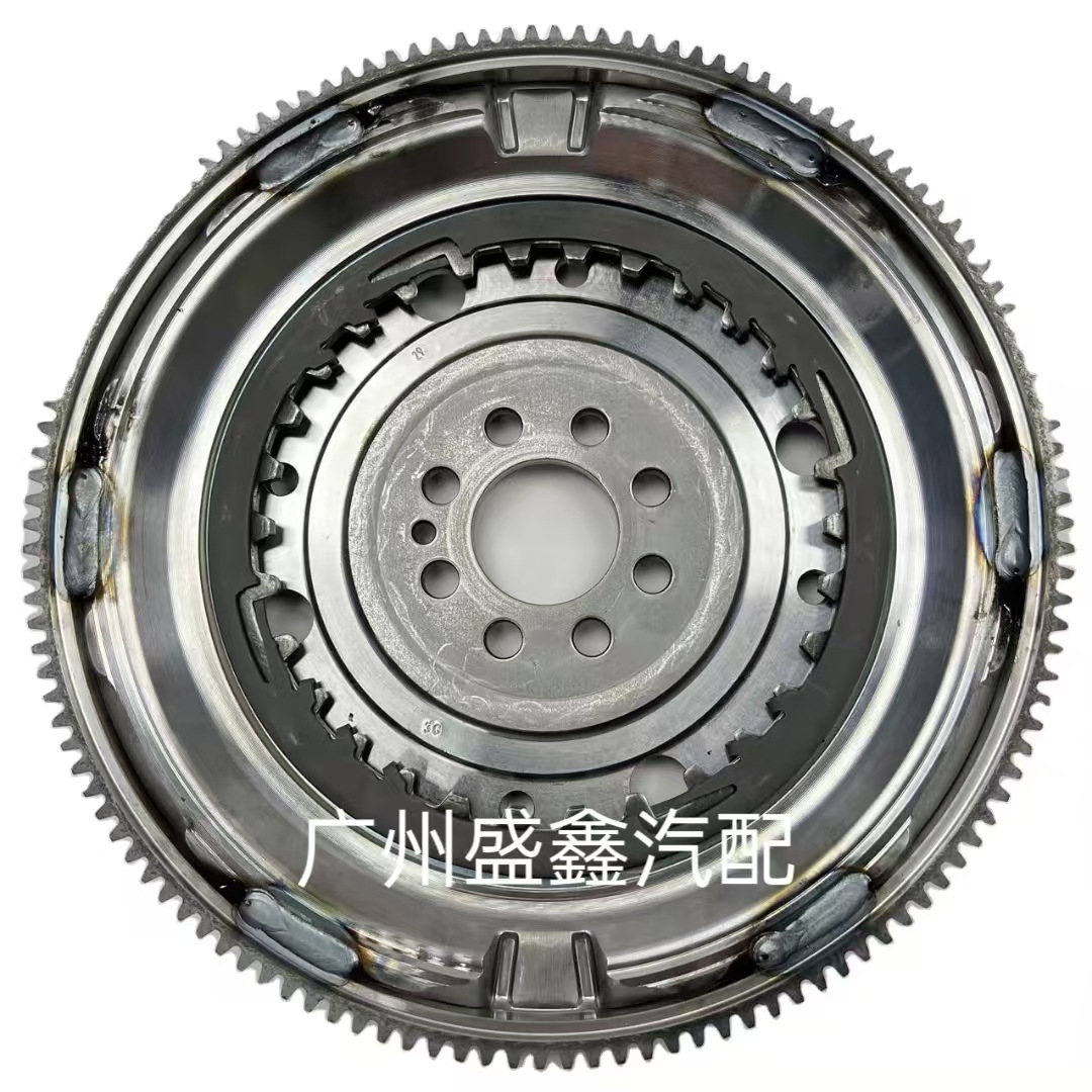 Dq200 0Am Dsg7 4150518090 Transmission Clutch Flywheel 6/8 Hole 129/132 Tooth Parts