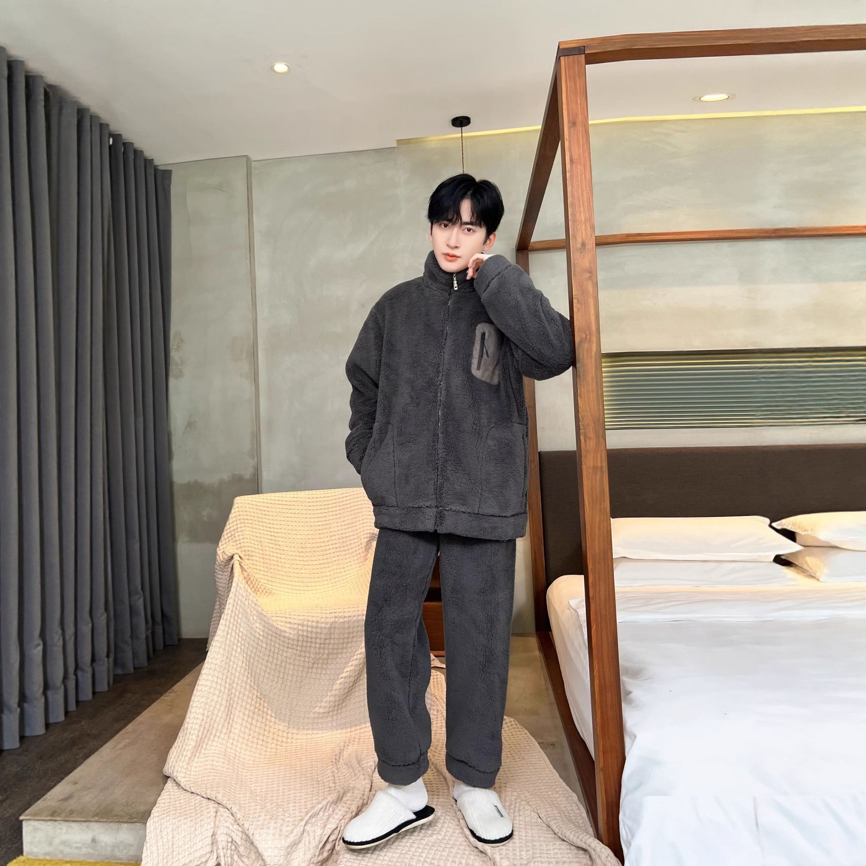 2025 Men's Thickened Warm Flannel Pajamas, Casual Zipper Style, Can Be Worn as Outerwear or Home Wear Cover