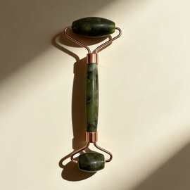 厂家批发玉石滚轮按摩器面部眼部通用美容棒双头经络刮脸按摩鼓杆