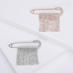 Trendy Instagram Korean Style Fashion Water Diamond Fringe Button Cardigan Sweater Pin for Women Shawl Collar Suit Needle Accessory