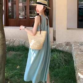 #纯色露背无袖连衣裙女夏季新款风琴领气质直筒宽松长裙图片色