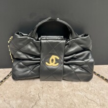 25法国新款小香风秀场手拿包蝴蝶结晚宴包高级贵族链条斜挎单肩包