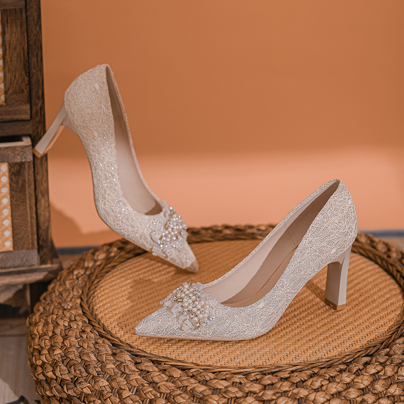 Golden High Heels 2023 Winter New Style Not Tiring Feet High-Quality Xiuhe Wedding Dress Bridal Shoes Crystal Shoes