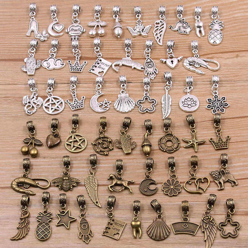 30 models/Pack 2 colors DIY alloy jewelry accessories mixed animal plant love Crown letter bead charm