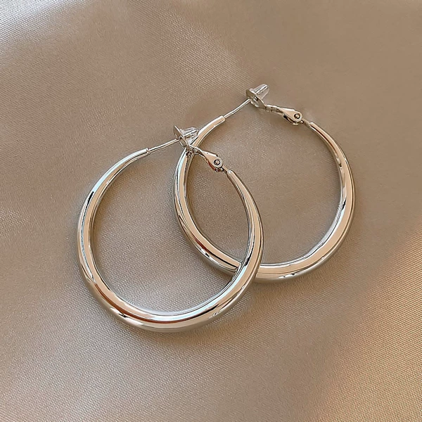 Silver earrings, 4cm