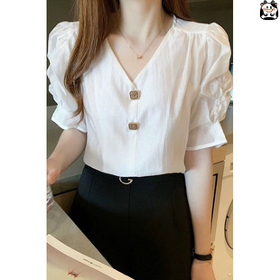 ѩ����Ů�����r���ļ��¿��v�I��ɫ�������������С����