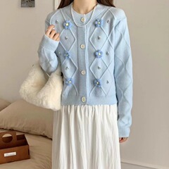 新商品の重工のビーズの立体的な花の単列は柔らかいモチモチのニットのカーディガンの清新で甘いセーターのコートの女性を掛けます。