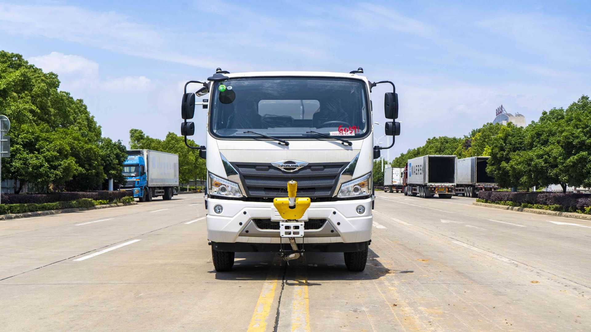 National Vi Foton Small Three-Axis 25-Ton Urban Greening Belt Seedling Watering and Maintenance 20-Square-Meter Greening Spray Truck