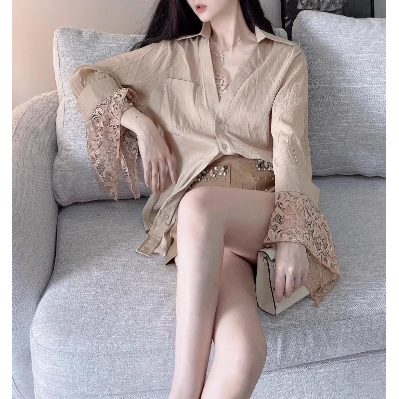法式小资小上衣2025早秋气质轻奢高级感超好看卡其色蕾丝拼接衬衫|undefined