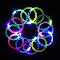 発光ブレスレット/発光ブレスレットアクリルブレスレット/フラッシュブレスレット/カラフルな LED ブレスレットおもちゃ卸売