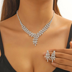 跨境貨源歐美時尚爪鏈水鑽項鍊耳環套裝 禮服晚宴項鍊鎖骨鏈配飾