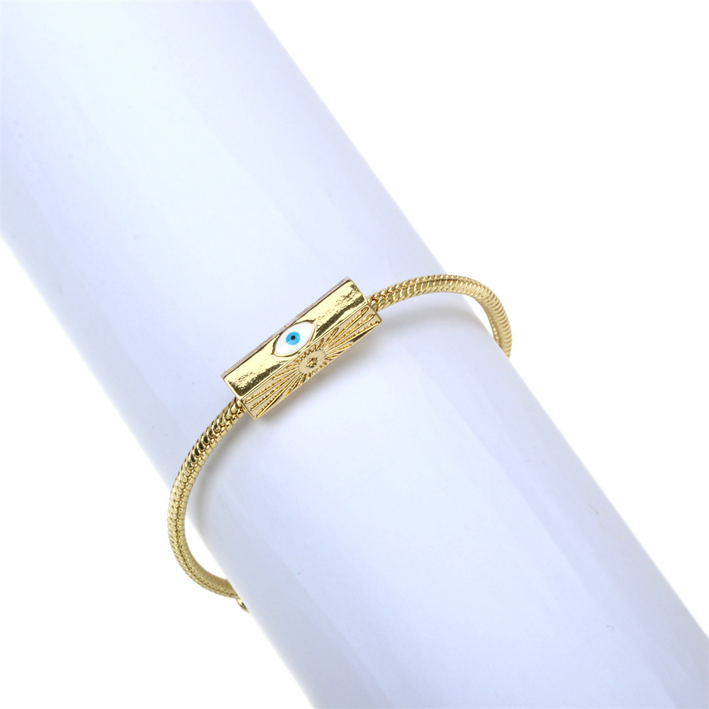 Fashion Heart Shape Eye Copper Enamel Bracelets 1 Piece