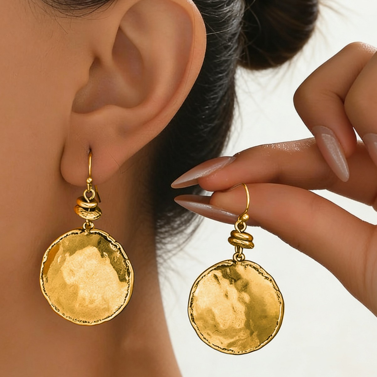 Cross-Border European and American Retro-Style Jewelry, Simple Geometric Round Concave-Convex Metal Design Earrings, Niche High-End Earrings