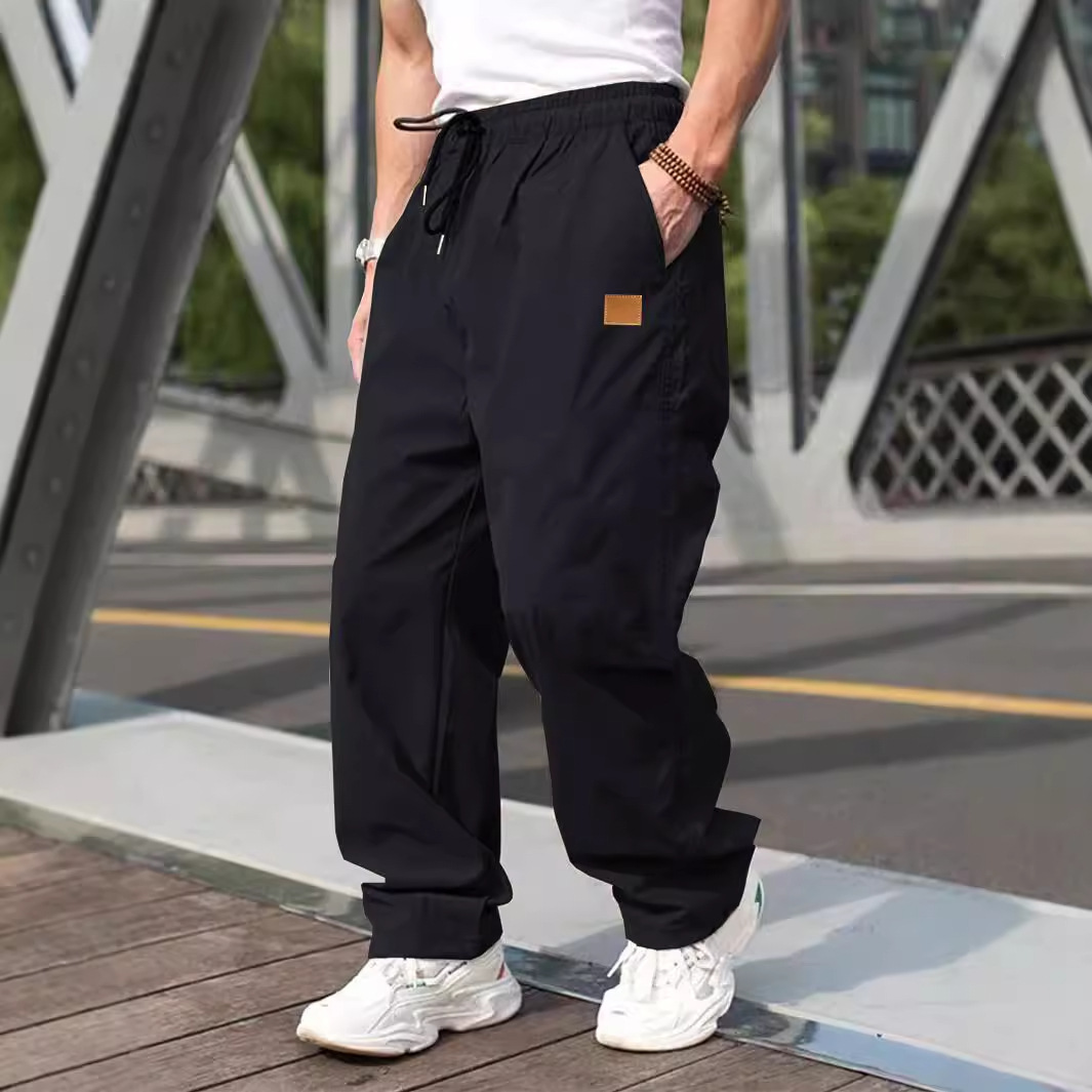 Salopette ample décontractée pour homme - Pantalon utilitaire uni avec étiquette en cuir, confortable et élégant au quotidien._voghion.com
