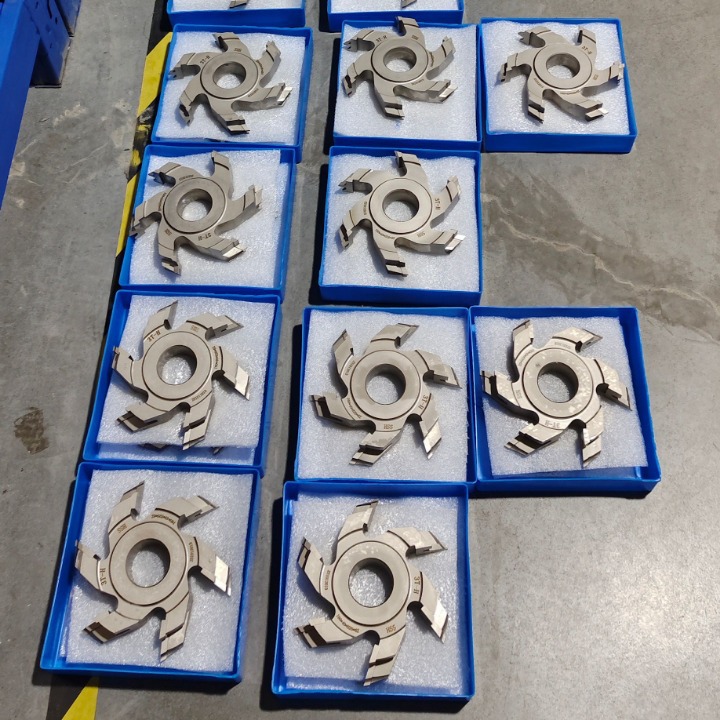 FTL ����Դͷ���� HSS���ٸ�Ӳ�ʺϽ�Ƭϳ��160*40 * 6T