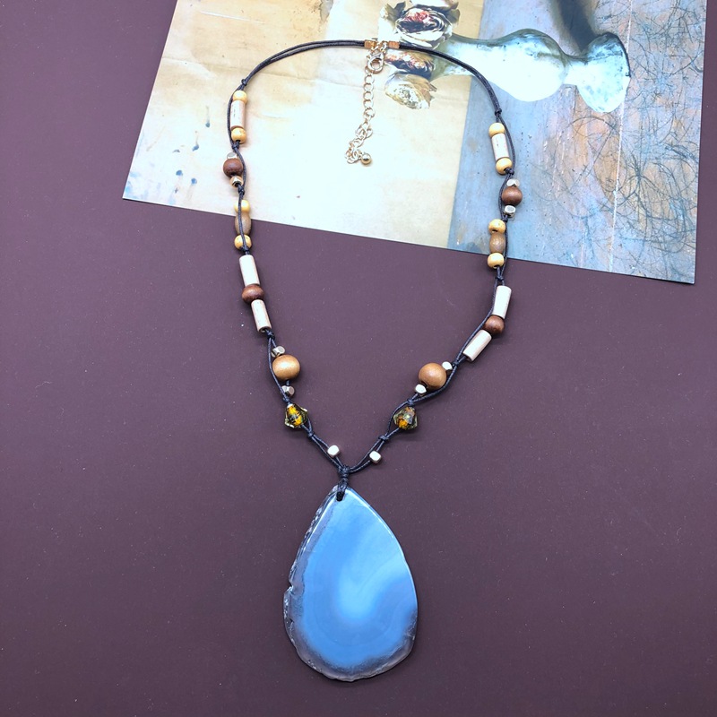 Retro Grey Agate Stone Pendant Necklace display picture 5