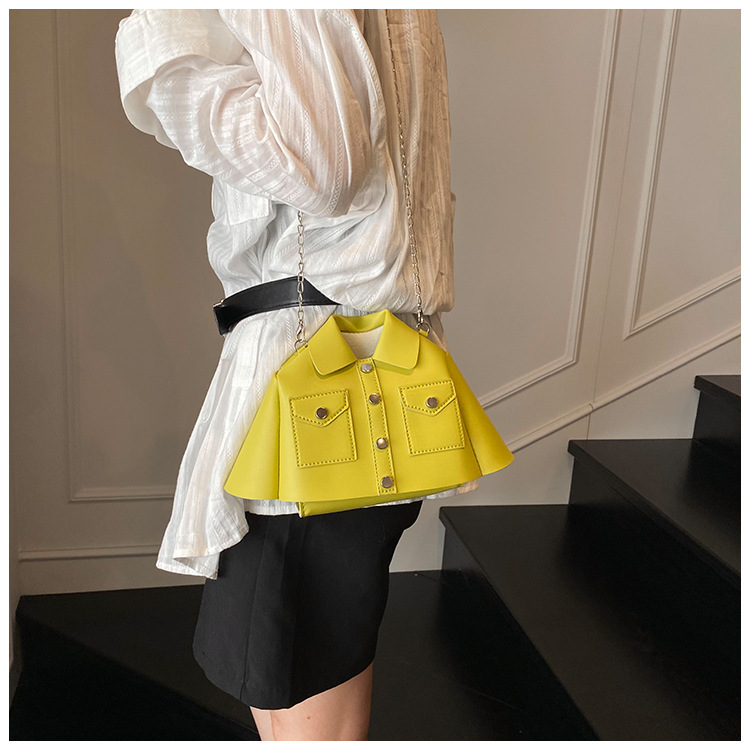 Women's Pu Leather Clothes Streetwear Square Magnetic Buckle Shoulder Bag display picture 9