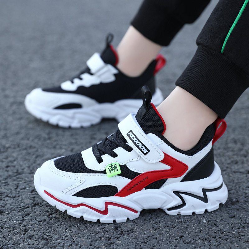 Zapatos para niños 2026 primavera nueva malla transpirable para niños con suela suave ligera para estudiantes de primaria para correr zapatos deportivos para niños