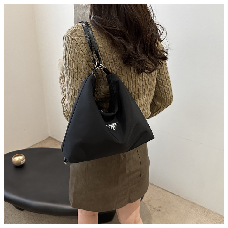 Cross-border high-end, large-capacity nylon bag for women, 2024 new trendy backpack, single-shoulder tote bag, commuter bag undefined