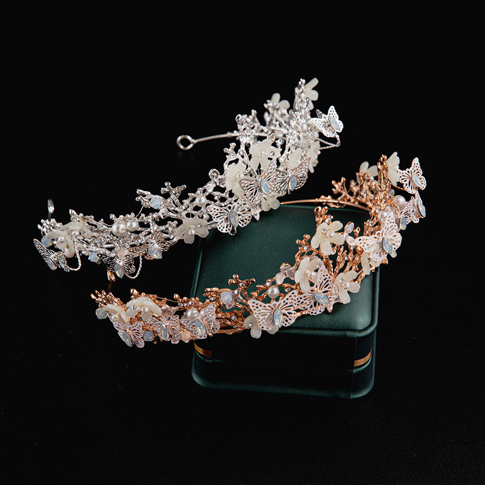 2024 verano explosivo material de aleación galvanizado estilo simple princesa corona de cumpleaños corona de boda corona de novia