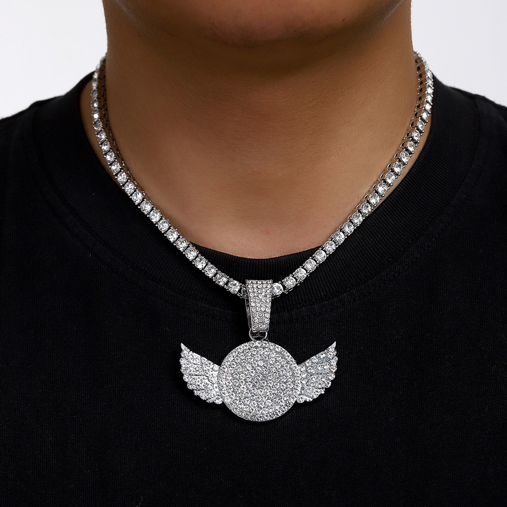 Collar transfronterizo europeo y americano nicho de diseño de taladro colgante de alas para hombres y mujeres Amazon Hip Hop cadena cubana cadena de tenis
