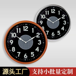 挂钟夜光北欧客厅家用石英钟表静音33cm圆形时钟外贸定制壁挂式