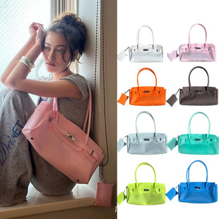 �羳Deinet26�����հٴ� Jelly two�μ�Ҹ��ͨ�����ذ����������