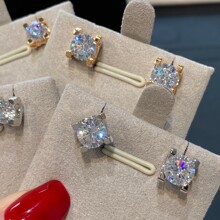 925���yţ�Ƕ��CNC����õ���һ������צ60�ֶ��hŮ925���y�18K