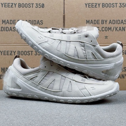 Love Men's Shoes Outdoor Casual Shoes Fashionable Breathable Mesh Shoes Comfortable Sports Shoes Walking Light Running Shoes