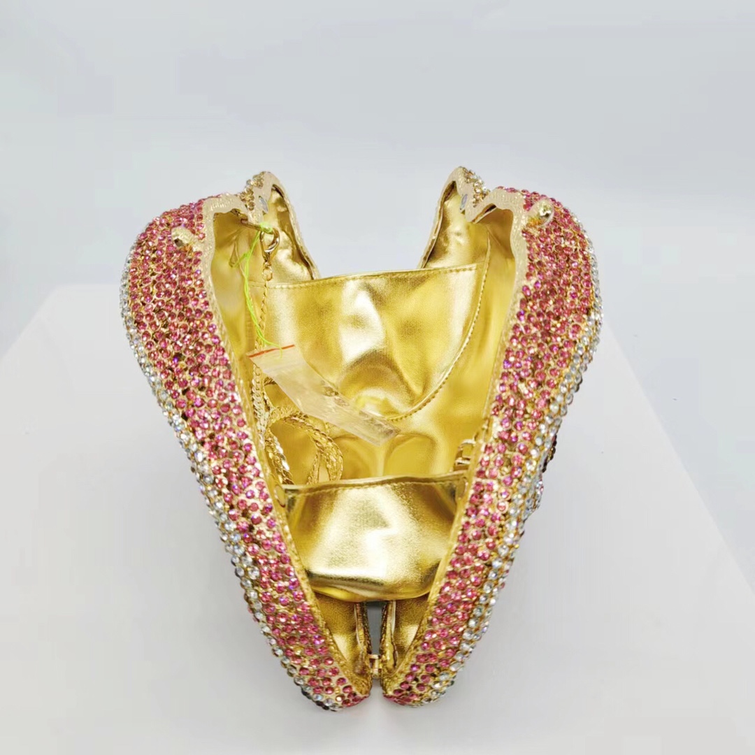 547g Weight Synthetic Leather Lining Material Rhinestone Fashion Element Magnetic Buckle Closure Type / Strap Type Evening Bag Bags Type Holiday, Party Occasion Metal Material Conch Pattern All Seasons Season Women's Gender Elegant Style Other Shape Small Size Metal Conch Rhinestone Evening Bags 20
