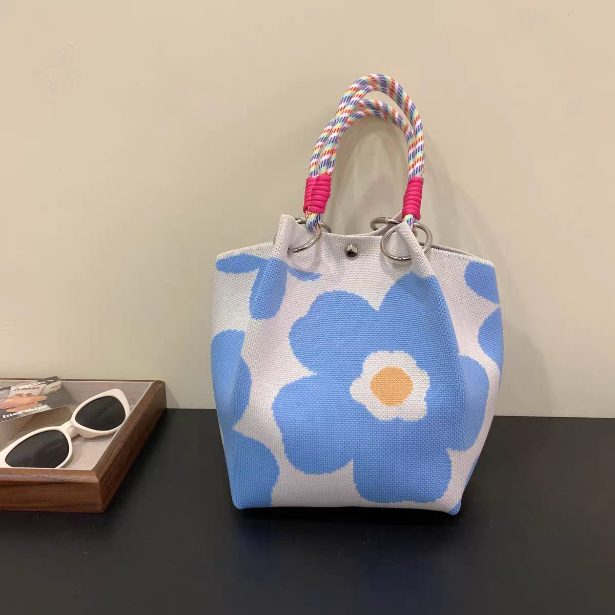 Bolsa de punto bolsas de dibujos animados para mujeres lindas bolsas de regalo de mano bolsas de bocadillos prácticas versátiles bolsas de cubo baratas gran capacidad