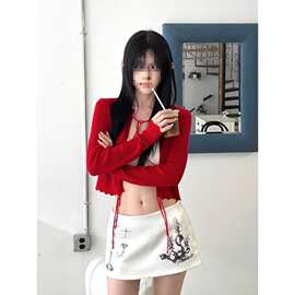 烛光白 自制烛台印花辣妹小众感字半身短裙女