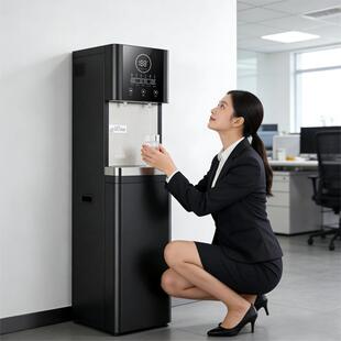 ����ֱ�ˮ�C��ˮ���k���Ҽӟ�һ�w����ˮ�ܾ��CRO���B͸������